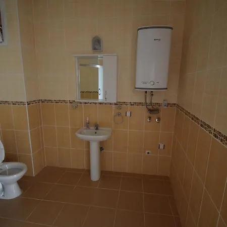 A&j Apartments- Aegean Heights 1 4bed Appartement